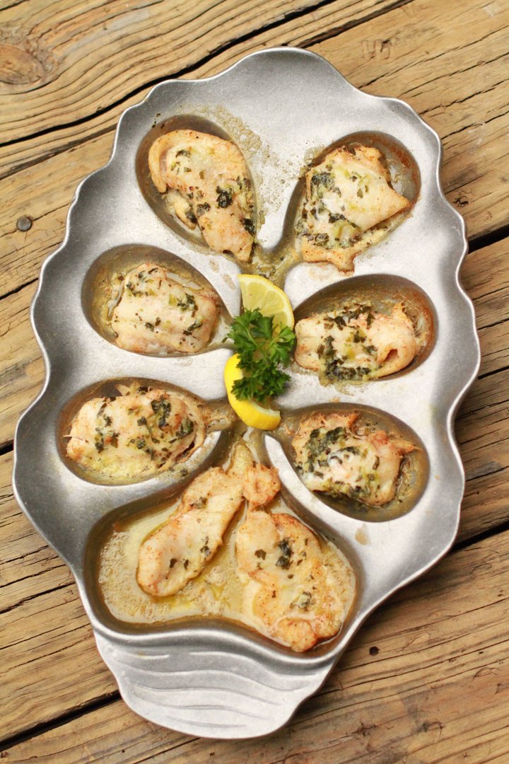 Le Petite Oyster Bed