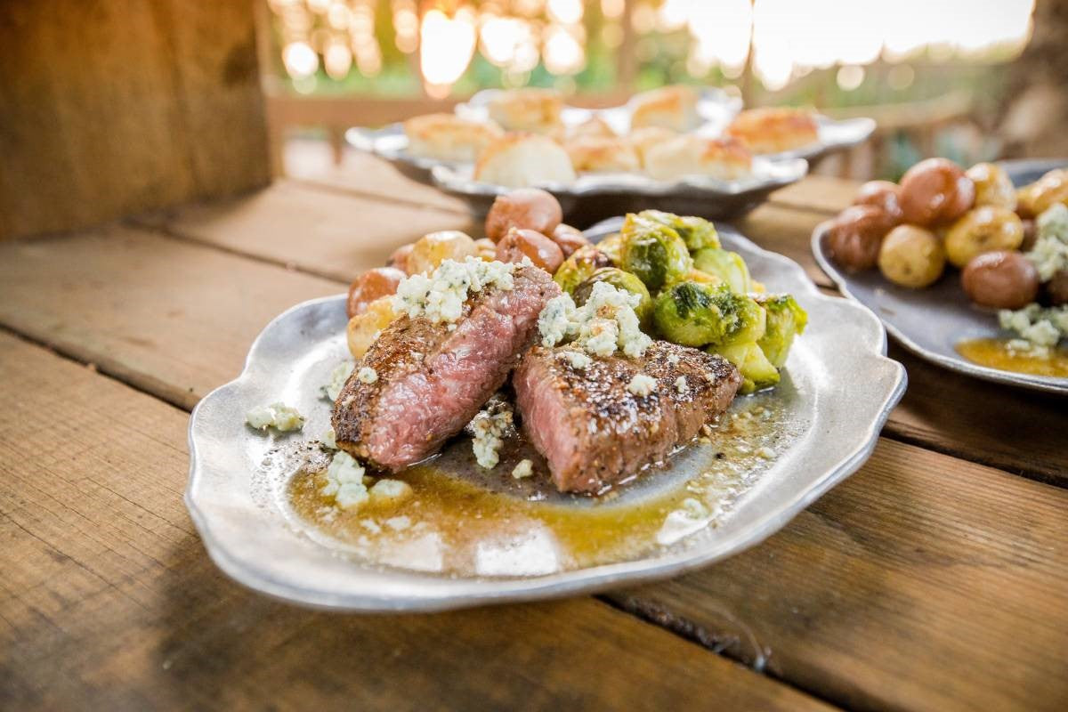 The Steak Bed  (Grill and Plate)